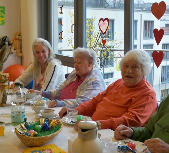 Gemeinsames Frühstück im Blindenheim